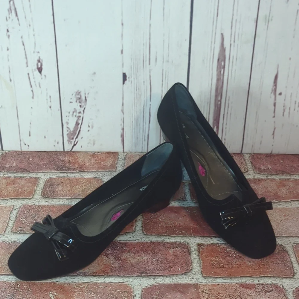The Tulane Black Suede Super Slim Size 8.5 Narrow Foot by‎ Ros Hommerson